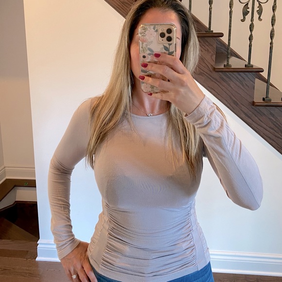 TEENFLO • UltraSoft Top - Picture 1 of 4